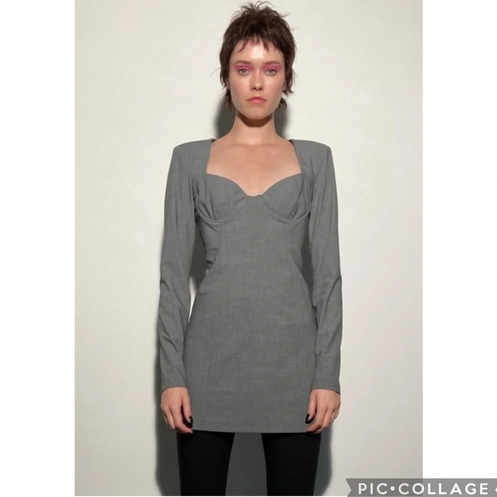 zara dress grey with jewel collar @zara @fashion.factorr , 5063/251/802, , , #stylist#outfitsby_tsikulia#tenerife#aesthetic#inspo#inspolook#dailyinspo#inspiration#lookoftheday#zaraoutfits#ootd The cutest grey Zara strappy